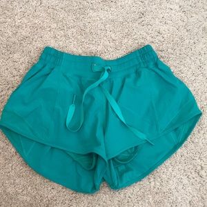 Lululemon hotty hot shorts!